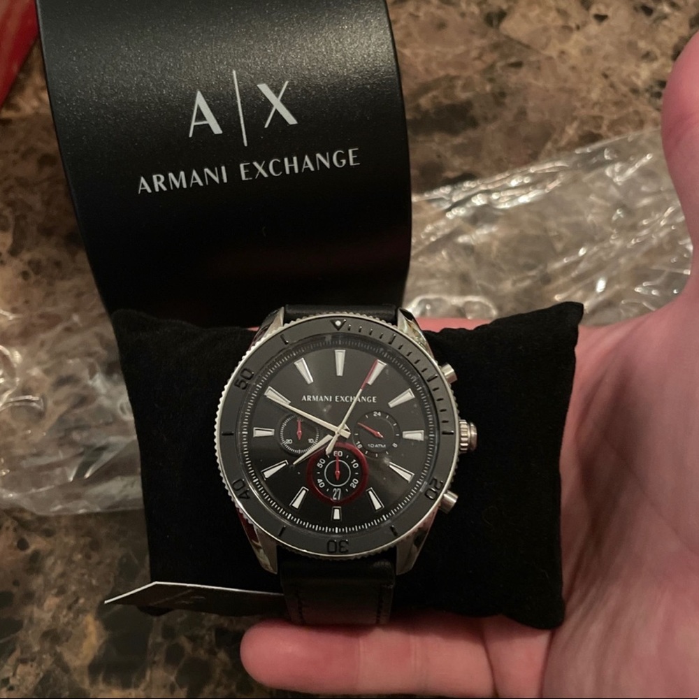 Men's Enzo Leather Strap Watch, 46mm
AX ARMANI EXCHANGE